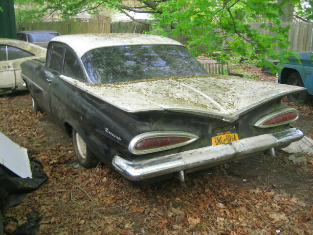 1959 b/w Chevrolet Bel Air/150/210 2 door