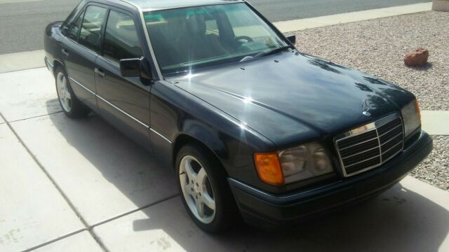 1992 Blue Mercedes-Benz E-Class Sedan