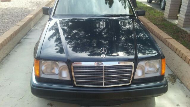 1992 Blue Mercedes-Benz E-Class Sedan