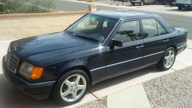 1992 Blue Mercedes-Benz E-Class Sedan