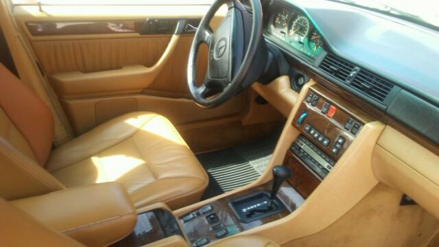 1992 Blue Mercedes-Benz E-Class Sedan