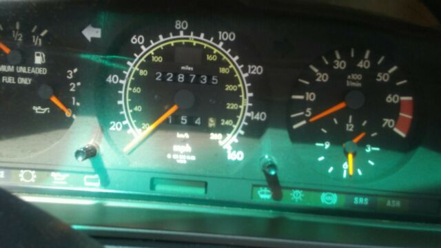 1992 Blue Mercedes-Benz E-Class Sedan