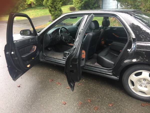 1994 Black Acura Legend Sedan