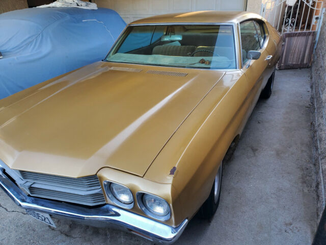 1970 Gold Chevrolet Chevelle Coupe