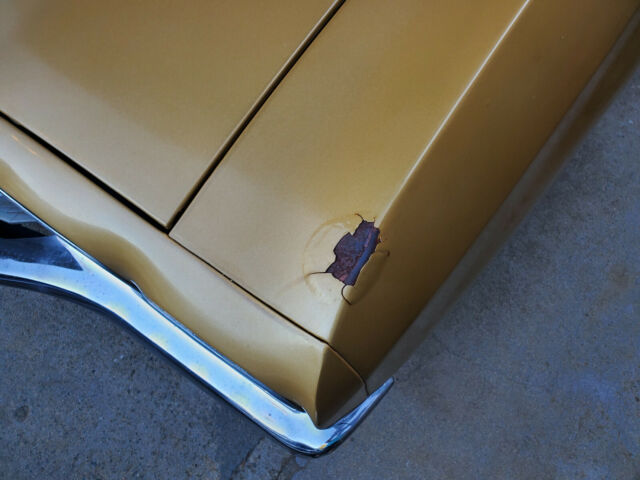 1970 Gold Chevrolet Chevelle Coupe