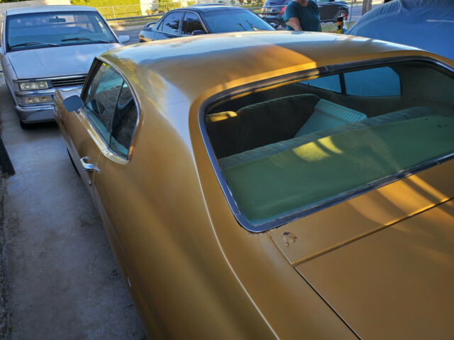 1970 Gold Chevrolet Chevelle Coupe