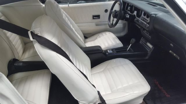 1974 White Pontiac Trans Am Coupe