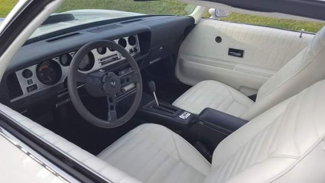 1974 White Pontiac Trans Am Coupe