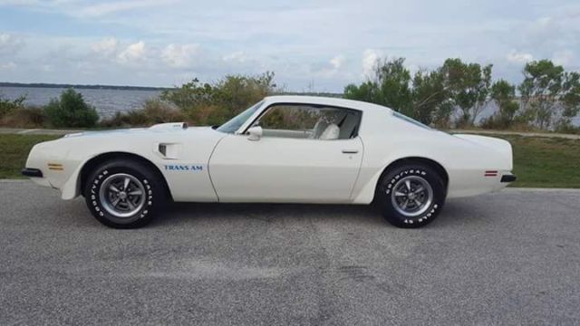 1974 White Pontiac Trans Am Coupe