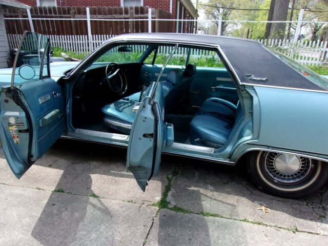 1970 BLUE Chrysler Newport 4 DOOR