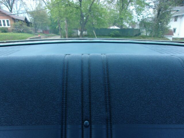 1970 BLUE Chrysler Newport 4 DOOR