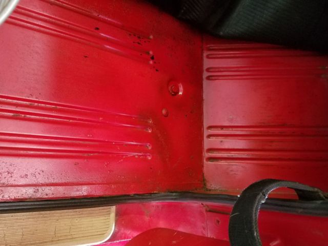 1966 Red/White Ford Bronco U15