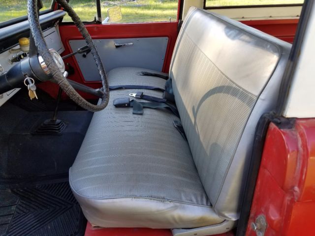 1966 Red/White Ford Bronco U15
