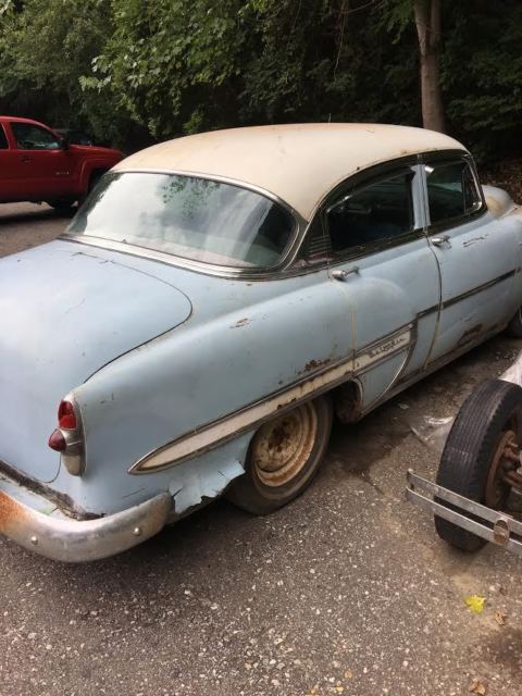 1953 blue Chevrolet Bel Air/150/210 four door seadan
