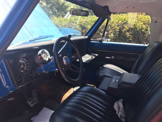 1972 Blue Chevrolet Blazer