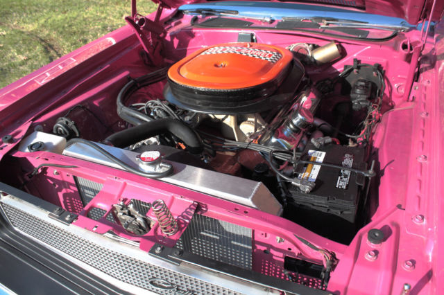 1970 Panther Pink Dodge Challenger Coupe