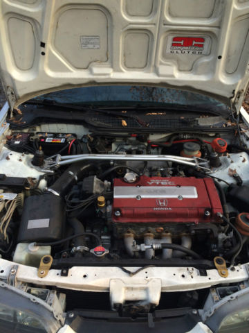 1994 White Acura Integra Sedan