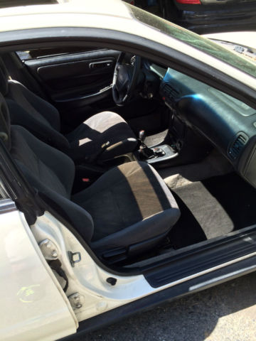 1994 White Acura Integra Sedan