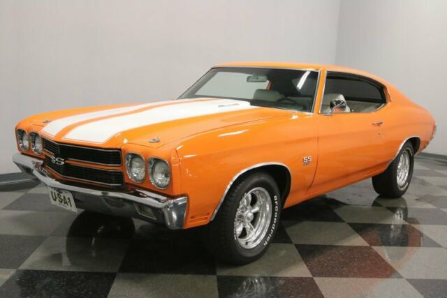 1970 Orange Chevrolet Chevelle Coupe