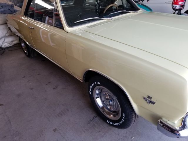 1965 Yellow Chevrolet Chevelle Coupe
