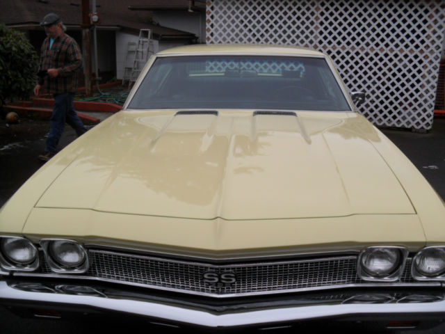 1968 butter  nut yellow  Chevrolet Chevelle Coupe