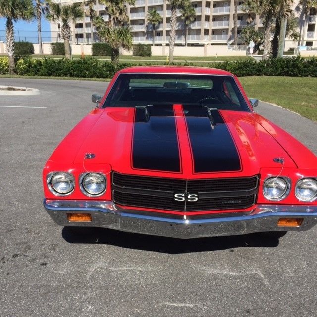 1970 Red Chevrolet Chevelle Coupe