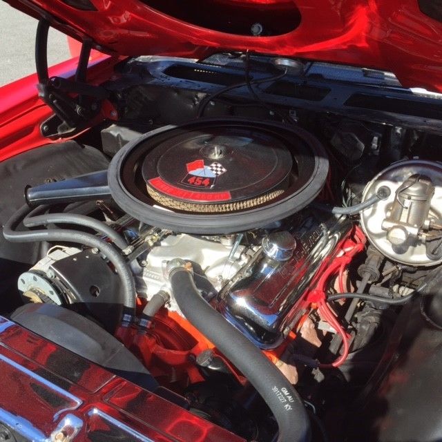 1970 Red Chevrolet Chevelle Coupe