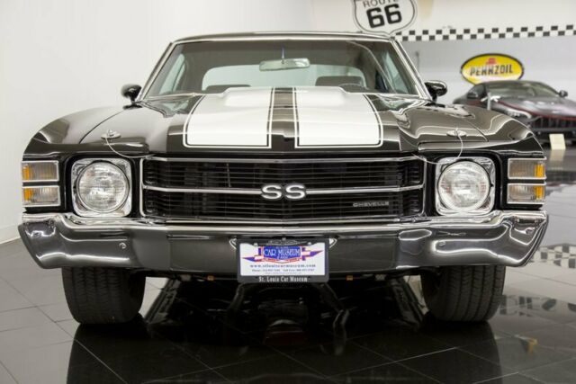 1971 Black Chevrolet Chevelle Coupe
