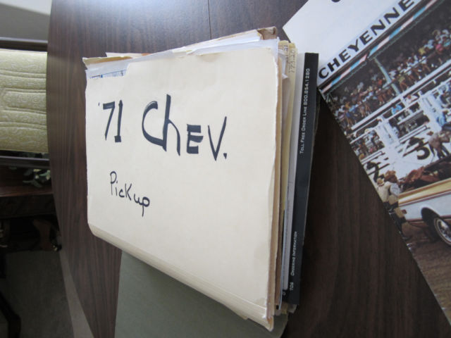 1971 Green Chevrolet C/K Pickup 2500 Standard Cab Pickup