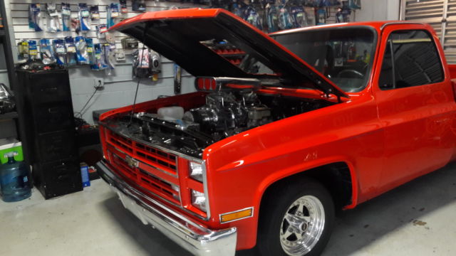 1987 Red Chevrolet C-10 Crew Cab Pickup