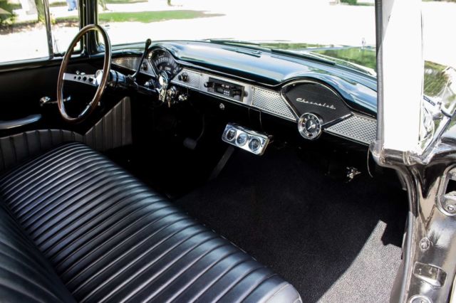 1955 Black/Silver Chevrolet Bel Air/150/210 2 Door Post