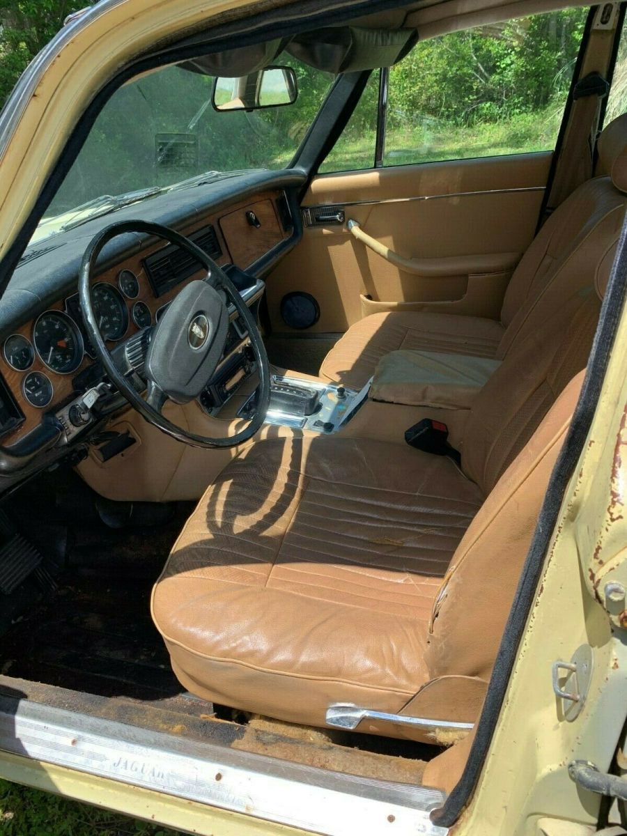 1974 Jaguar XJ6 Coupe