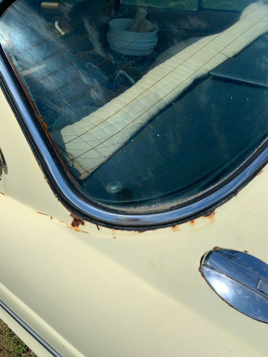 1974 Jaguar XJ6 Coupe