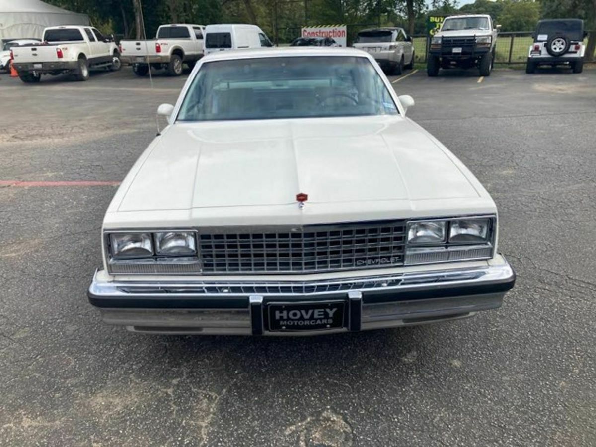 1983 White Chevrolet El Camino Pickup Truck