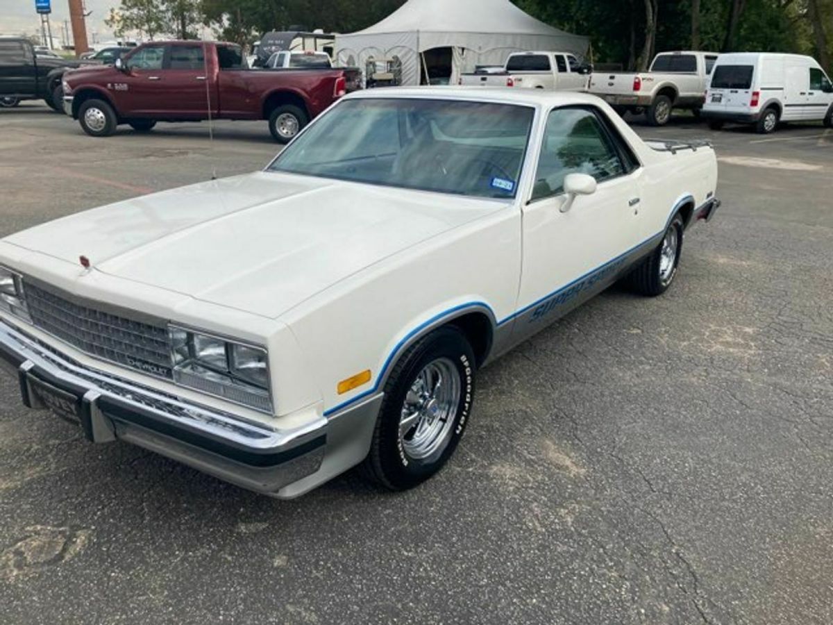 1983 White Chevrolet El Camino Pickup Truck