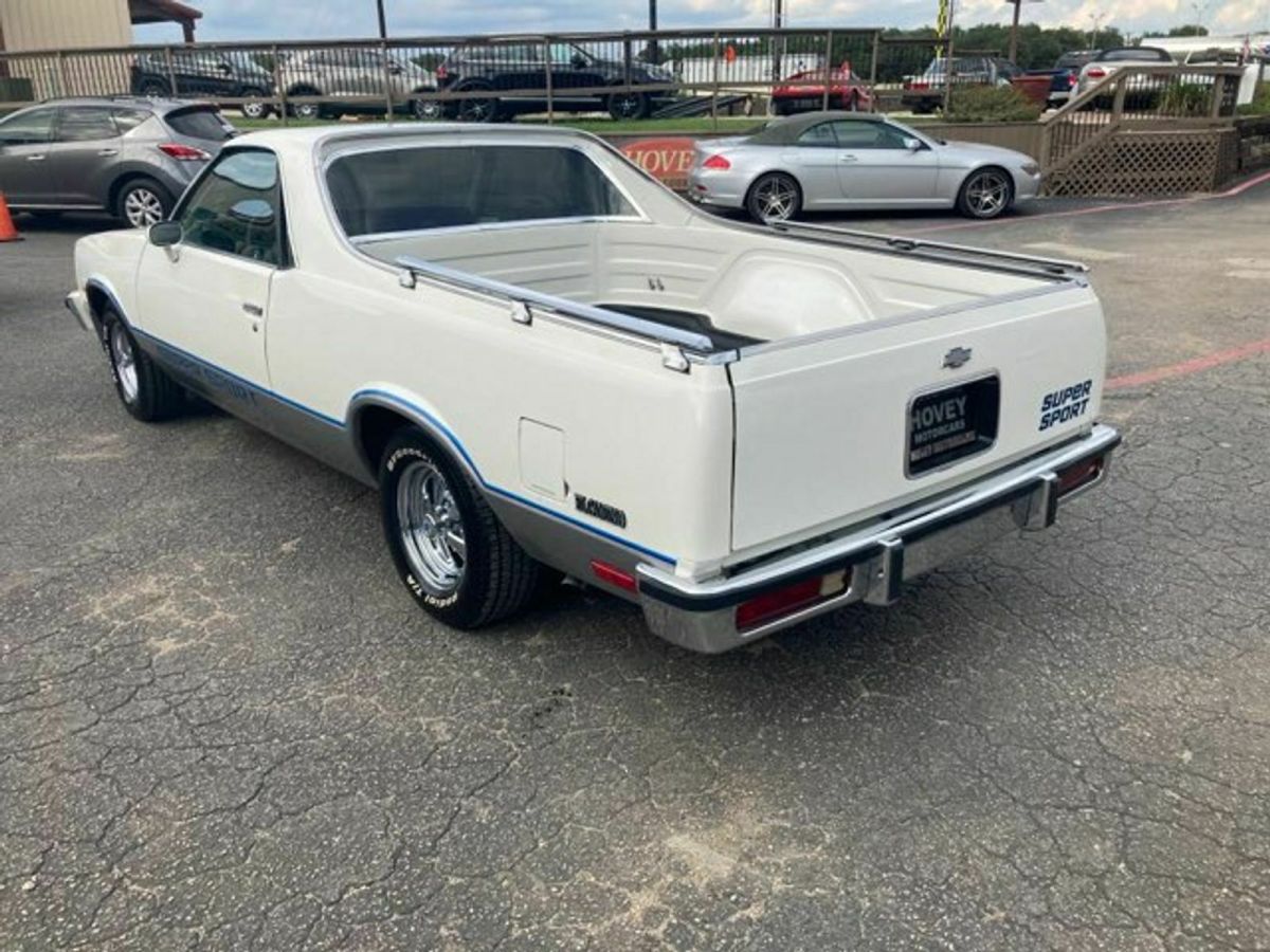 1983 White Chevrolet El Camino Pickup Truck