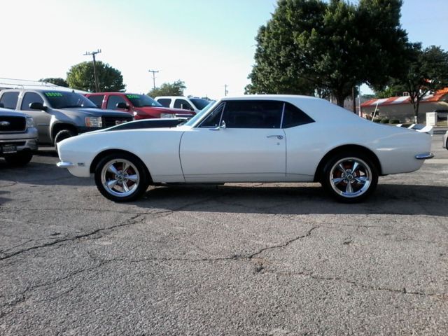 1967 White Chevrolet Camaro Coupe
