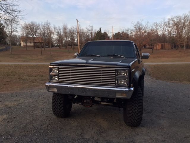 1982 Black Chevrolet C/K Pickup 1500 Standard Cab Pickup