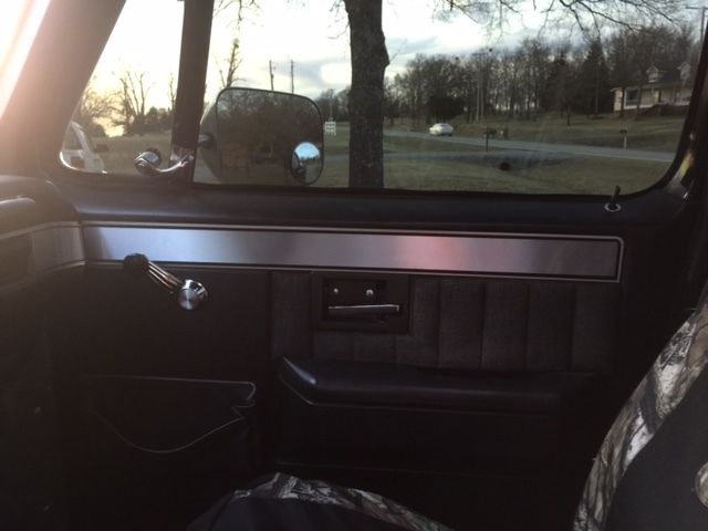 1982 Black Chevrolet C/K Pickup 1500 Standard Cab Pickup