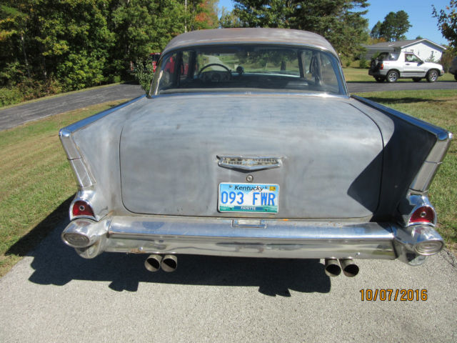 1956 Blue Chevrolet Bel Air/150/210 2 dood post