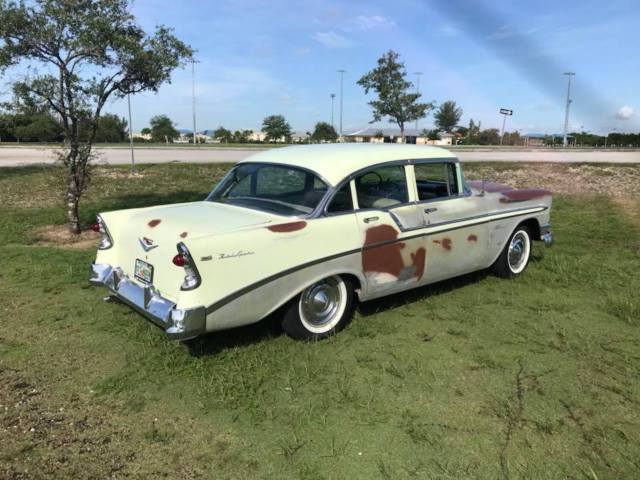 1956 Chevrolet Bel Air/150/210 Sedan