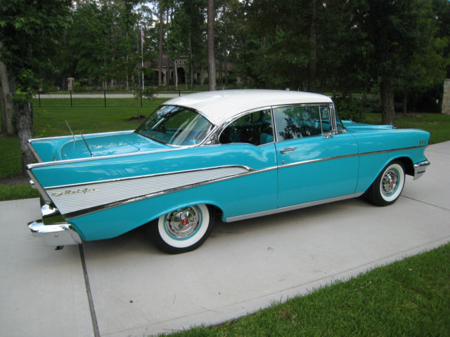 1957 Tropical Turquoise, India Ivory exterior Chevrolet Bel Air/150/210