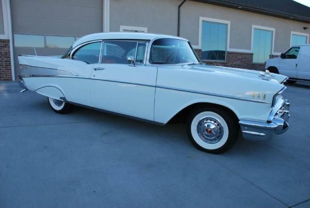1957 White Chevrolet Bel Air/150/210 Sedan