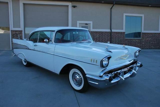 1957 White Chevrolet Bel Air/150/210 Sedan