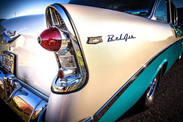 1956 Tropical Turquois / Diamond Ice Pearl Chevrolet Bel Air/150/210 Sedan