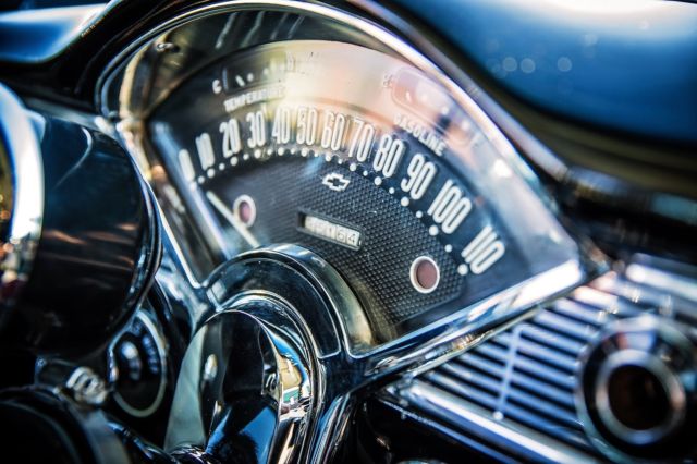 1956 Tropical Turquois / Diamond Ice Pearl Chevrolet Bel Air/150/210 Sedan