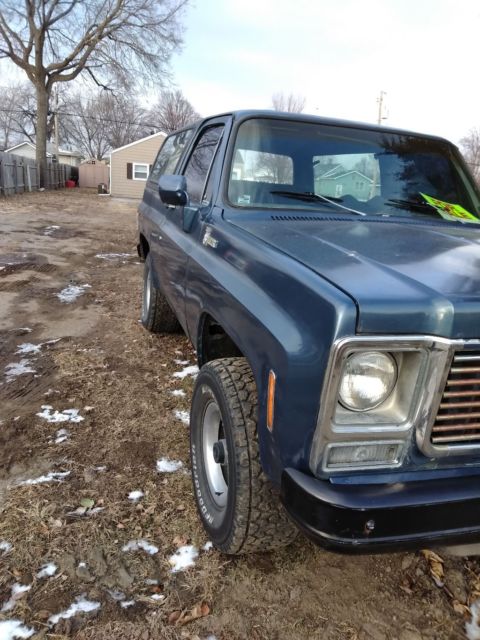 1977 Blue Chevrolet Blazer