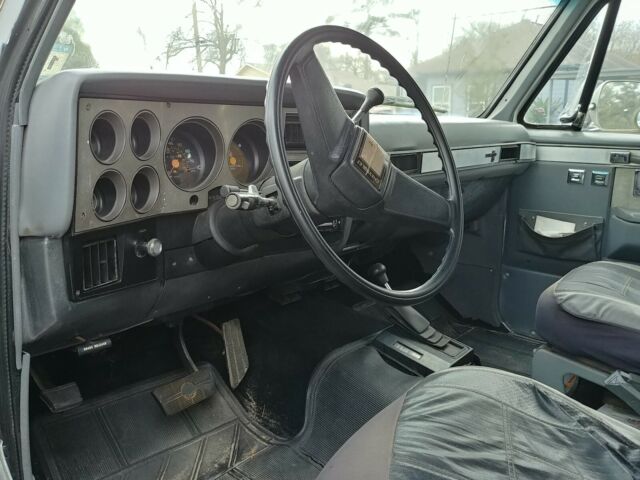 1988 White Chevrolet Blazer