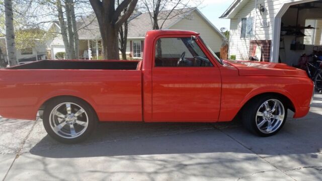 1970 Orange Chevrolet C-10 short bed