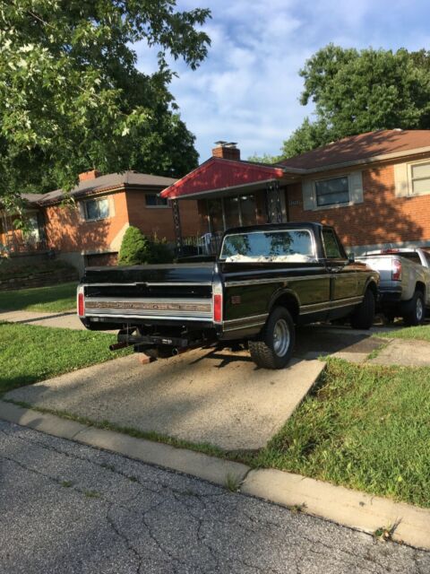 1971 Chevrolet C-10 Standard Cab Pickup